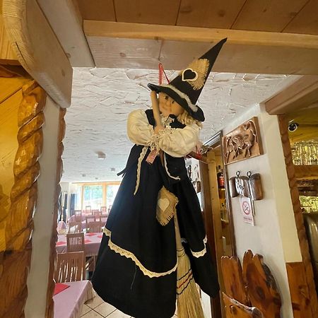 瓦勒鲁兹木屋酒店 卡纳泽伊 外观 照片